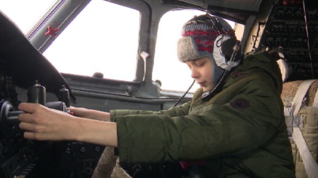 Военные лётчики ЦВО исполнили мечту детей с ограниченными возможностями