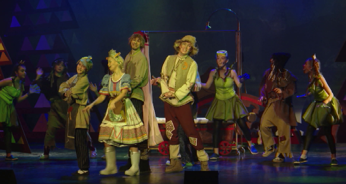 На сцене Свердловской филармонии представят обновлённый мюзикл «Летучий корабль»