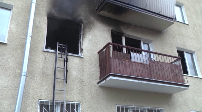 Два пожара с разницей в один час произошли в Екатеринбурге