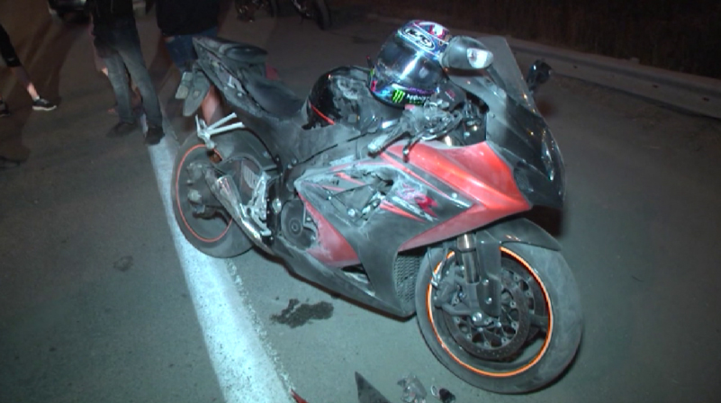 Авария с участием мотоциклиста произошла ночью на въезде в Екатеринбург