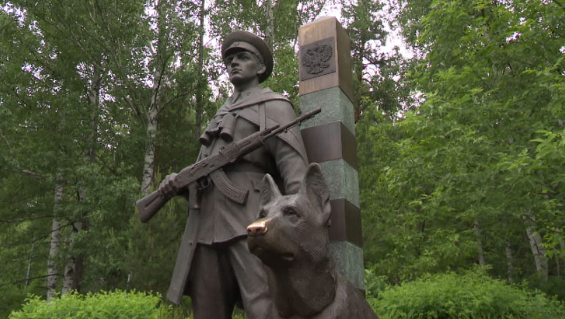 Сегодня праздник у тех, кто защищает рубежи нашей Родины