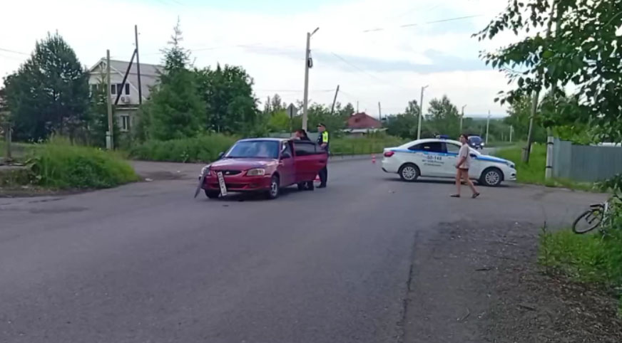 В Серове машина сбила 12-летнего велосипедиста