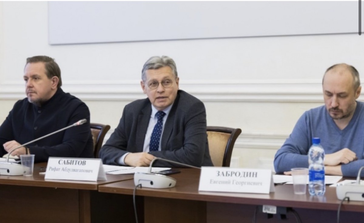 Рифат Сабитов рассказал о приоритетах и итогах деятельности комиссии ОП РФ по развитию информационного сообщества, СМИ и массовых коммуникаций