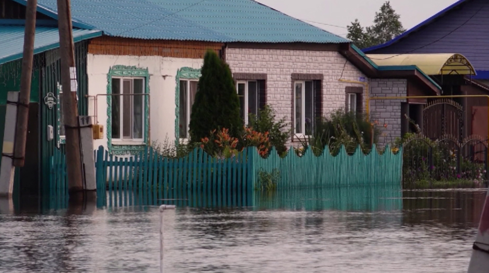 Ситуация с паводком в Свердловской области остается крайне сложной