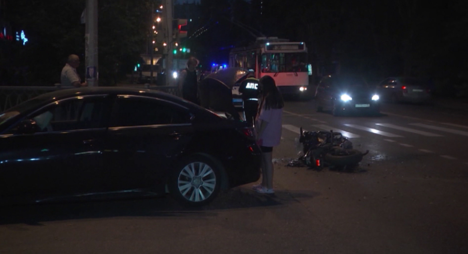 В Екатеринбурге в результате ДТП пострадала девушка-байкер