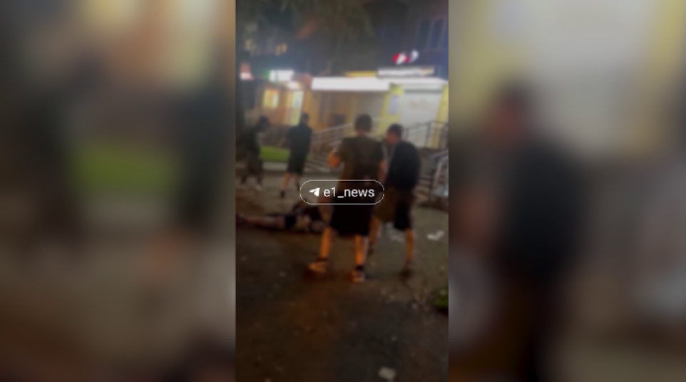 Возбуждено уголовное дело после нападения подростков на прохожего