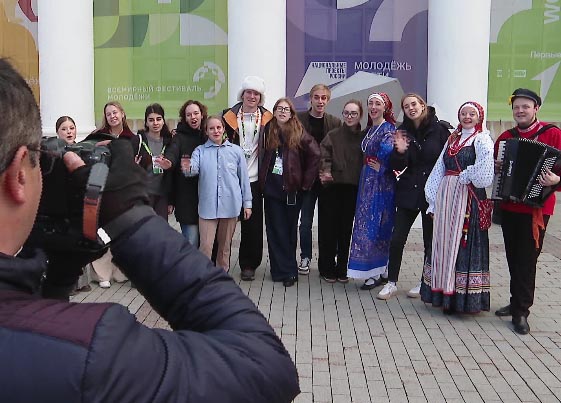 Екатеринбург покидают участники фестиваля молодёжи