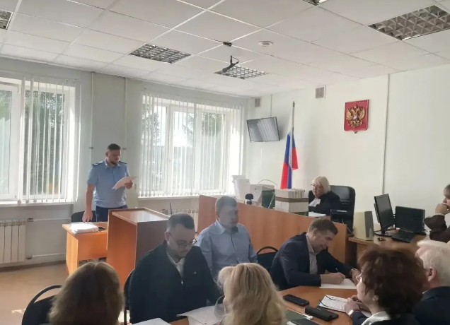 Прения сторон по факту гибели 11 человек в Нижнем Тагиле из-за хлопка газа и обрушения двух подъездов начались в городском суде