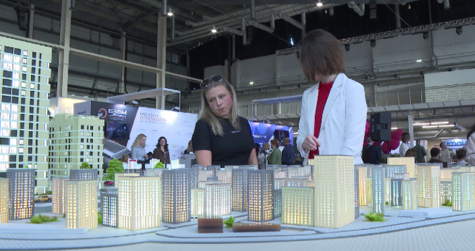 В Екатеринбурге стартовал второй день форума «Форум 100+ TechnoBuild»
