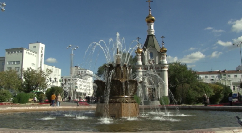 В столице Урала фонтаны будут работать до 27 сентября