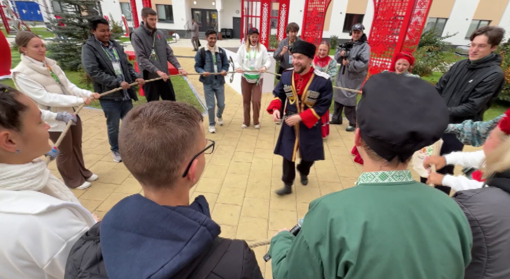 Шестой день МФМ проходит под девизом «Вместе за справедливый мир»