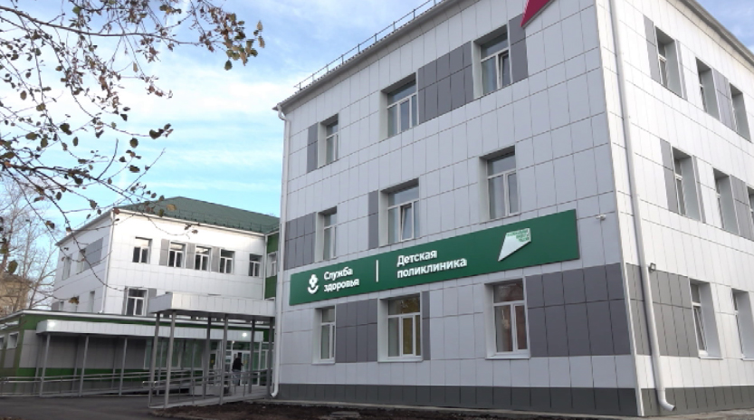 В Первоуральске после капремонта открыли поликлинику